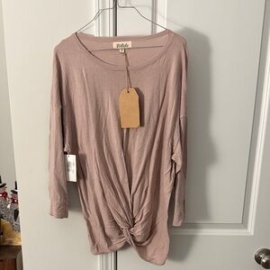 Listicle Women's Long Sleeve Top in Dusty Pink